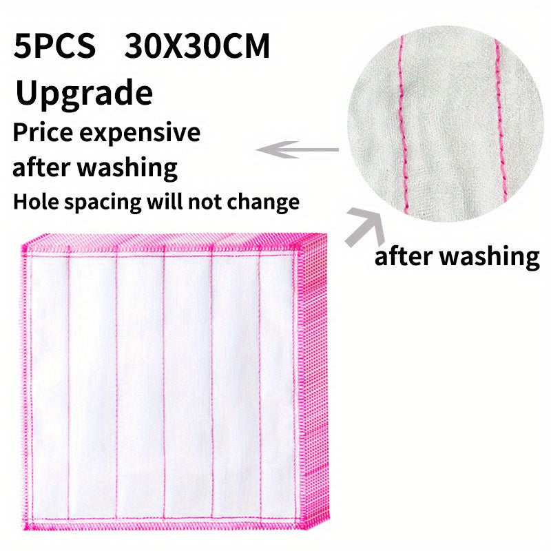 One roll of absorbent microfiber dish cloths, lint-free cotton kitchen cleaning towels, scouring pads, and reusable cleaning rags made from non-woven fabric, perfect for home use.