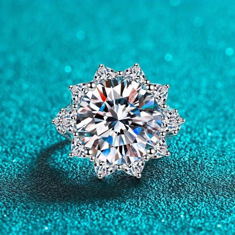 Luxury Sunflower 10ct Round Brilliant Moissanite Engagement Ring, 925 Silver with Platinum Plating, Perfect Valentine's Day Gift for a Stylish Wedding, Elegant Jewelry for Men for Any Occasion.