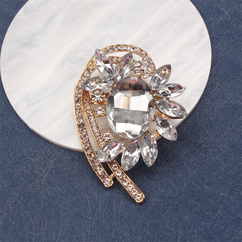 Zarif Rhinestone Brooch Pin - Noan'anaviy va O'ziga xos Dizayn, Ayollar Moda uchun Elegan Aksessuar