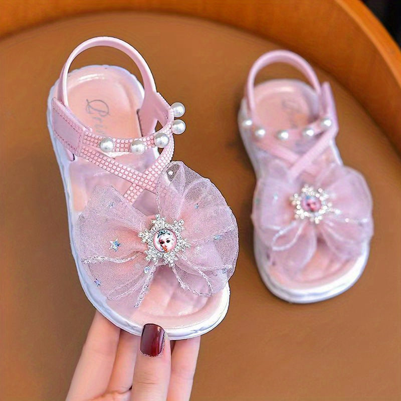 New for summer 2024: Non-slip girls' sandals with soft soles, perfect for medium and large children. Ideal for little princesses at the beach.