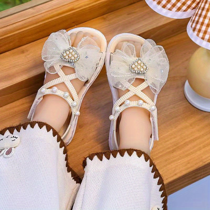 New summer girls' sandals for 2024 with anti-slip soft bottom, perfect for medium and large children. Ideal for little girls and baby princesses at the beach.