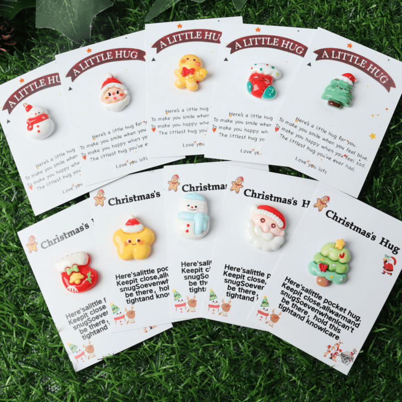 Set of 10 Christmas Hug Gift Cards featuring Festive Resin Charms - Perfect for Parties - Includes Santa, Snowman, Gingerbread, and Stocking Pocket Hug Tokens for Holiday Gifts and Seasonal Decoration