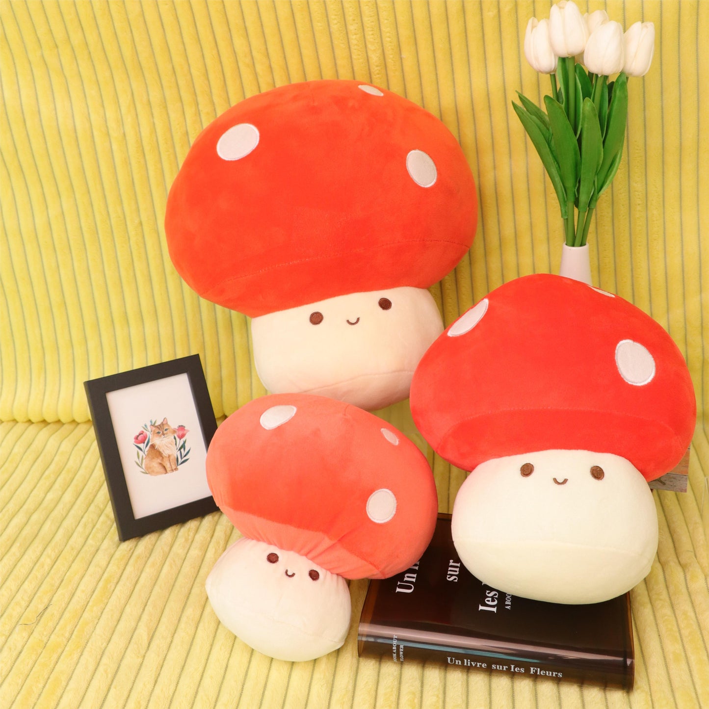 Cute red mushroom plush toy, perfect for girls and children, ideal for Christmas and birthdays.