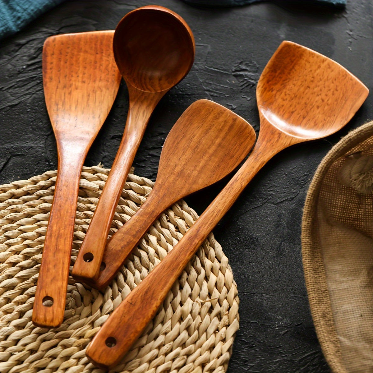 High-Quality Wooden Soup Spoon and Shovel Set - Durable, Heat-Resistant Utensils Ideal for Home and Restaurant Kitchens