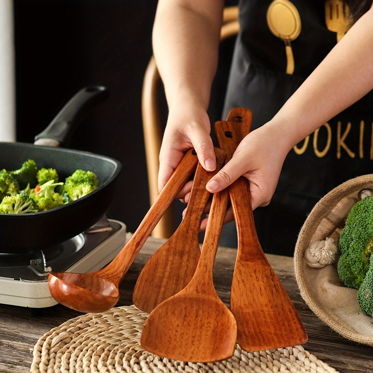 High-Quality Wooden Soup Spoon and Shovel Set - Durable, Heat-Resistant Utensils Ideal for Home and Restaurant Kitchens