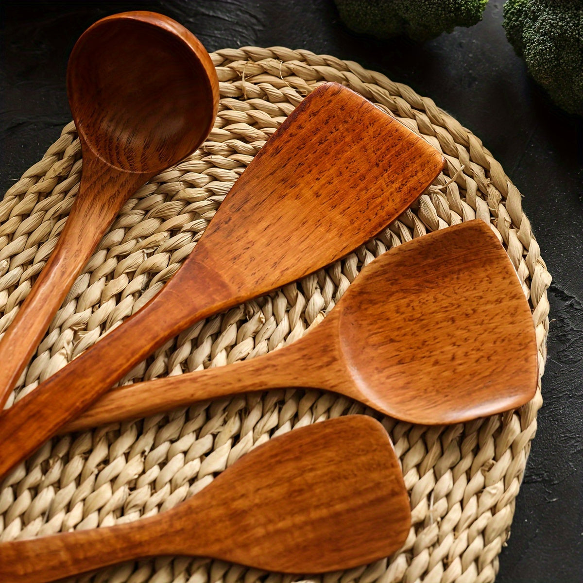 High-Quality Wooden Soup Spoon and Shovel Set - Durable, Heat-Resistant Utensils Ideal for Home and Restaurant Kitchens