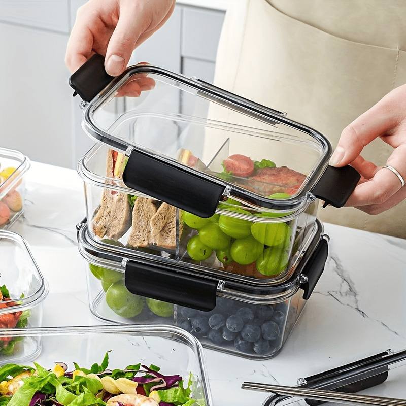 A durable food storage container made without BPA, featuring an airtight seal and secure buckle lid. This transparent, lightweight, and portable container is perfect for storing grains, eggs, fruits, and vegetables in your kitchen. A must-have kitchen