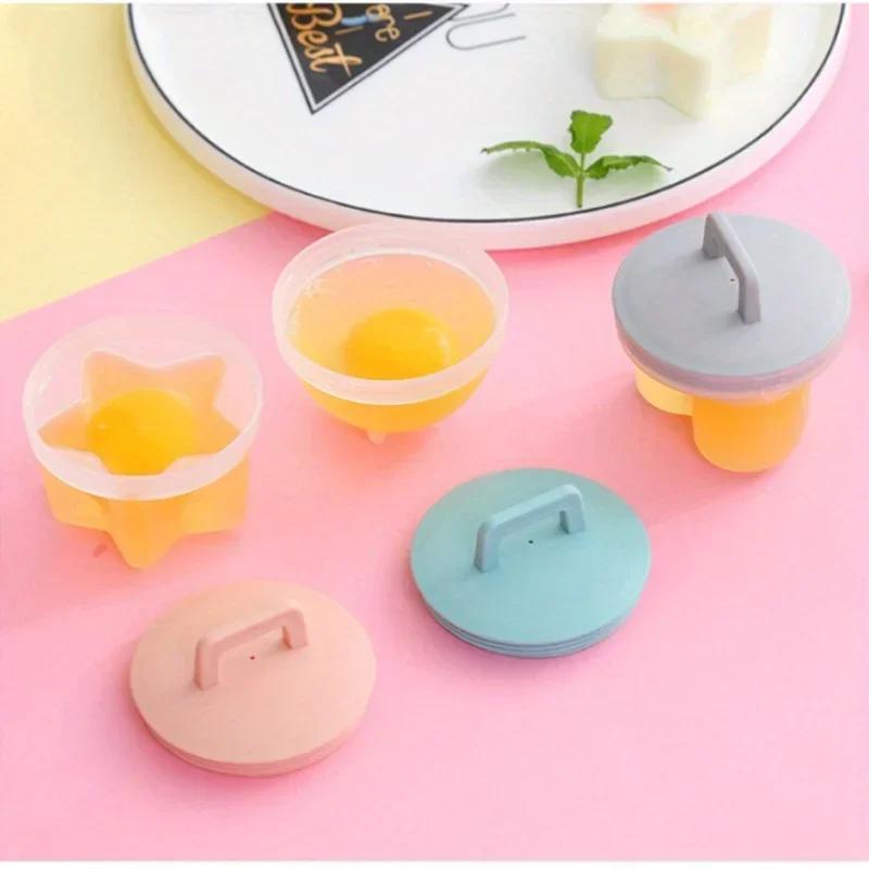 Set of 4 Cute Cartoon Egg Molds - Fun Kitchen Tools for Cooking and Steaming Eggs Perfectly, Made of Long-Lasting PC Material, Great for Chicken Lovers at Breakfast时间