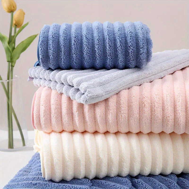 Coral Fleece Towels Set: Lightweight, Quick-Dry, 100% Polyester, Contemporary Design, Soft and Machine Washable.