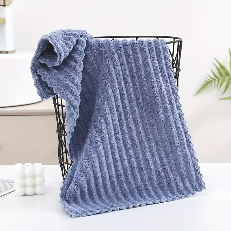 Coral Fleece Towels Set: Lightweight, Quick-Dry, 100% Polyester, Contemporary Design, Soft and Machine Washable.