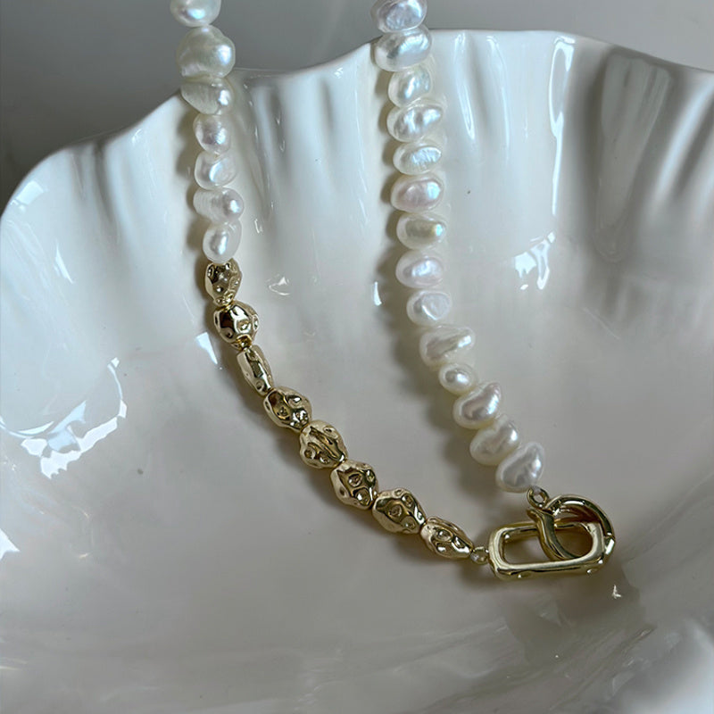 Beautiful French Vintage-Inspired Freshwater Pearl Necklace - Opulent Baroque Style Chain for Women, Ideal for Everyday and Gifts.