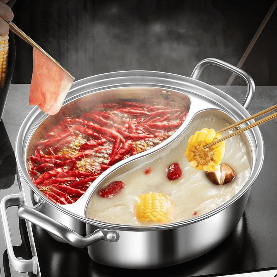 32.0cm Stainless Steel Stockpot with Dual-Boiler Chinese Hot Pot Set, Suitable for Induction Cooktops, Divided Flavor Cooking Pot with Dual Chambers and Enhanced Thickness.