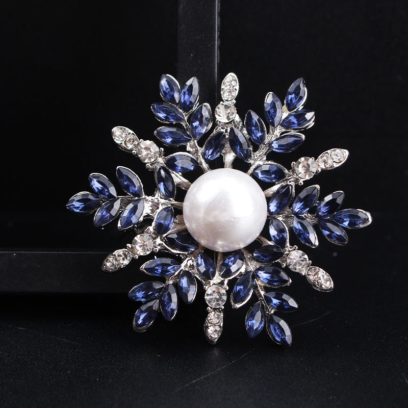 Timeless Snowflake Brooch featuring Organic Rhinestone Petals and a Lustrous Pearl Center - Chic Pin for Stylish Outfits