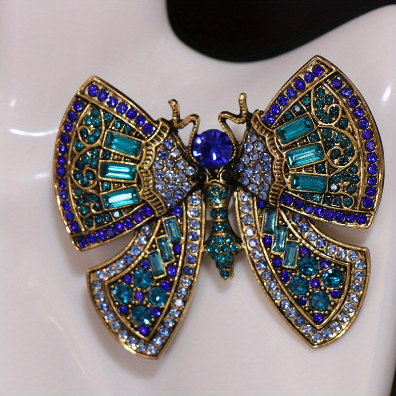 Elegant Rhinestone Butterfly Brooch Pin - Luxurious and Stylish Design, Featuring Sparkling Rhinestone Details, the Perfect Statement Accessory for Any Outfit