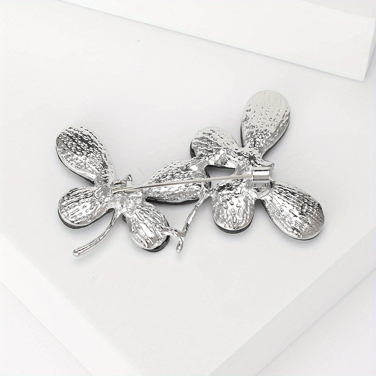 Stylish Vintage Butterfly Brooch featuring Abalone Shell - The Perfect Accent for Every Ensemble