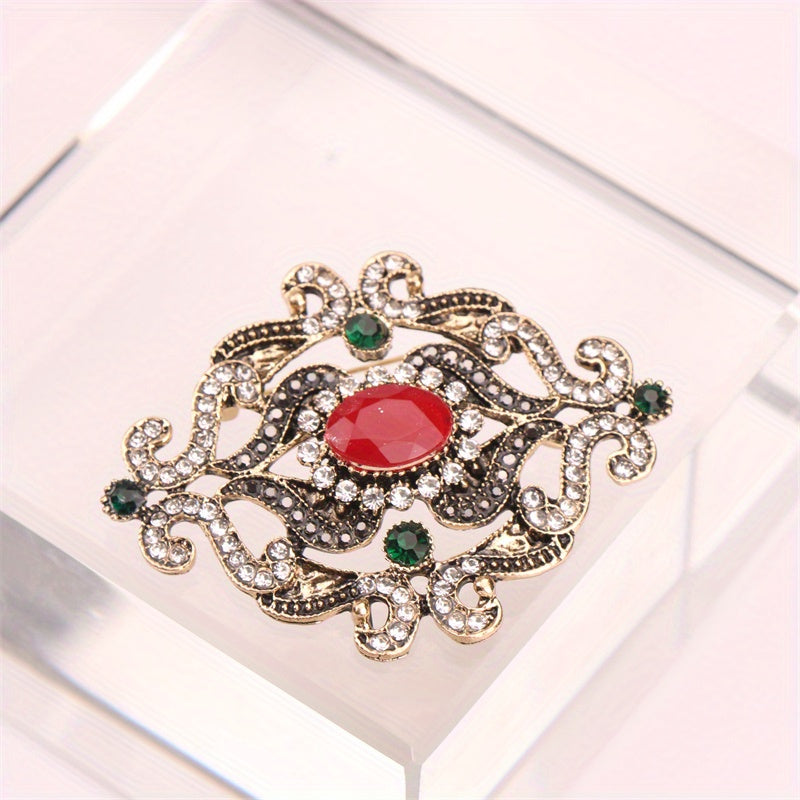 Vintage Style Crystal Brooch Pin with Rhinestone Accents and Irregular Floral Design - Perfect for Dresses and Sweaters