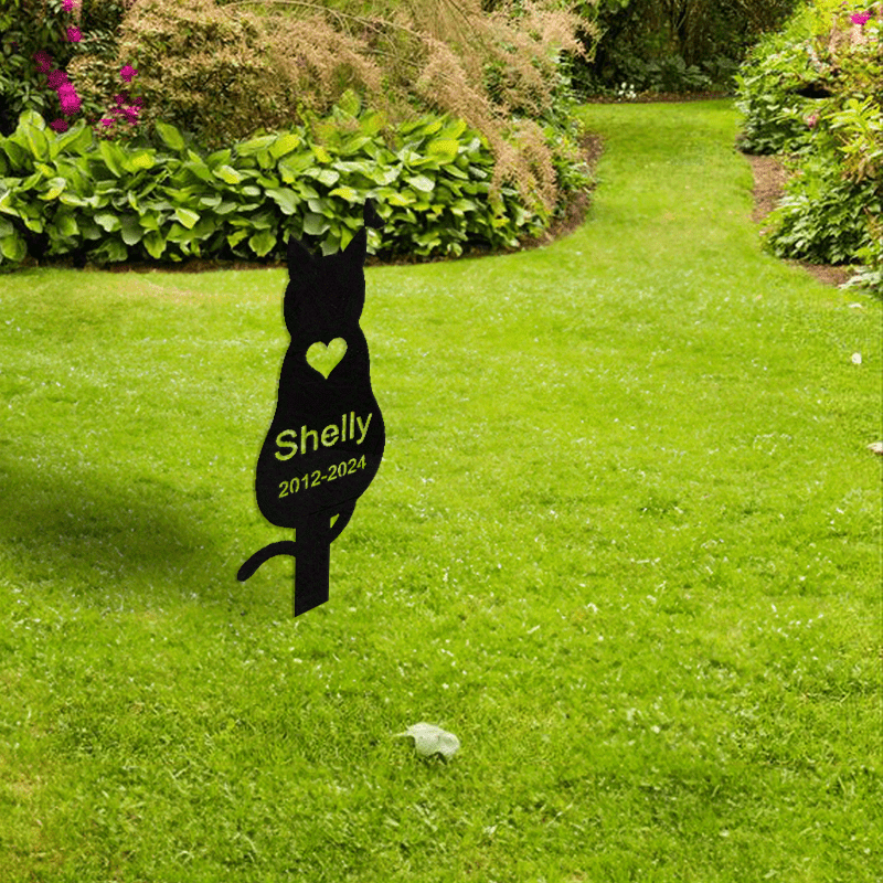 Custom Engraved Personalized Black Metal Cat Memorial Garden Stake - Heart Detail Pet Loss Tribute, Durable Iron Silhouette Grave Marker for Garden Decor.