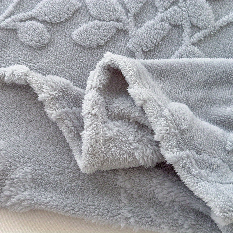 Elegant Gray Taffeta Jacquard Throw Blanket featuring a 3D Leaf Pattern - Luxuriously Soft, Stylish, and Contemporary Design - Perfect for adding a touch of sophistication to your Living Room, Sofa, or Bedroom - Easy to Clean in the washing machine