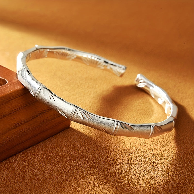 Sterling Silver Open Bracelet, S999, Gender-Neutral Design, Stylish and Adaptable, Elegantly Minimalistic Style