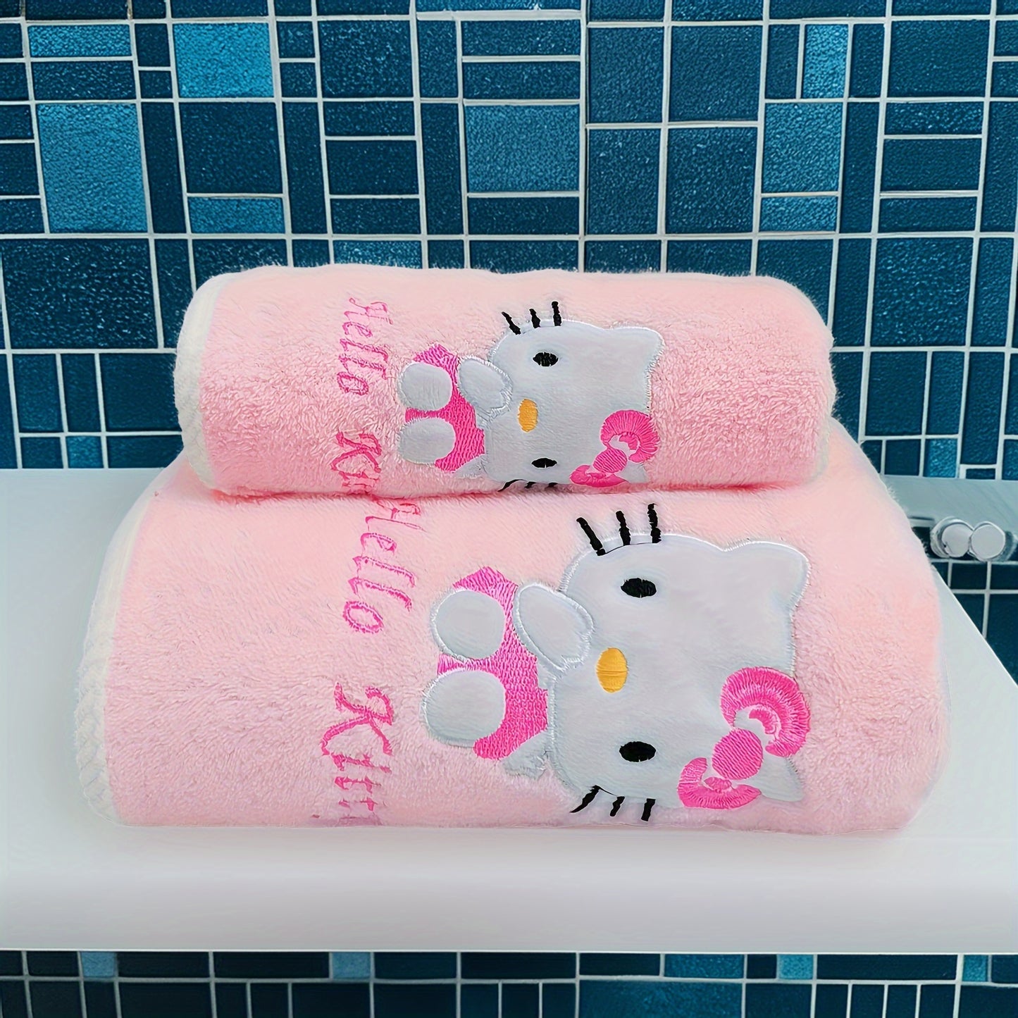 Sanrio Hello Kitty Super Soft Hammom Sochi - Sanrio tomonidan ishlab chiqarilgan, erkaklar va ayollar uchun mos, oilaviy hammom aksessuari uchun ideal