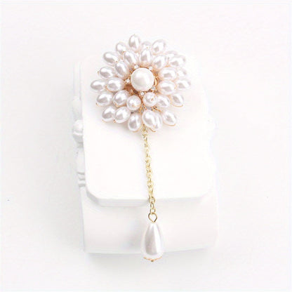 The Elegant Pearl Flower Brooch Pin with Fringe Chain is a charming and unique fashion accessory. Made from imitation pearls in an irregular shape, this brooch features genuine pearl material for an added touch of sophistication.