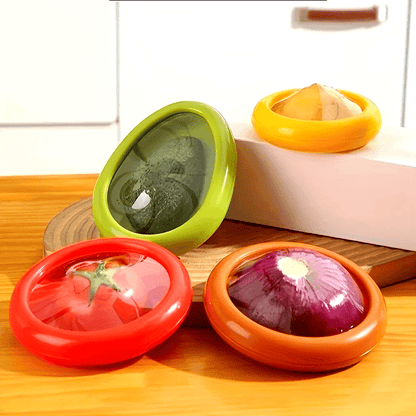 Set of 4 transparent crispers for storing fruits and vegetables - durable fridge containers with lids, great for organizing your kitchen