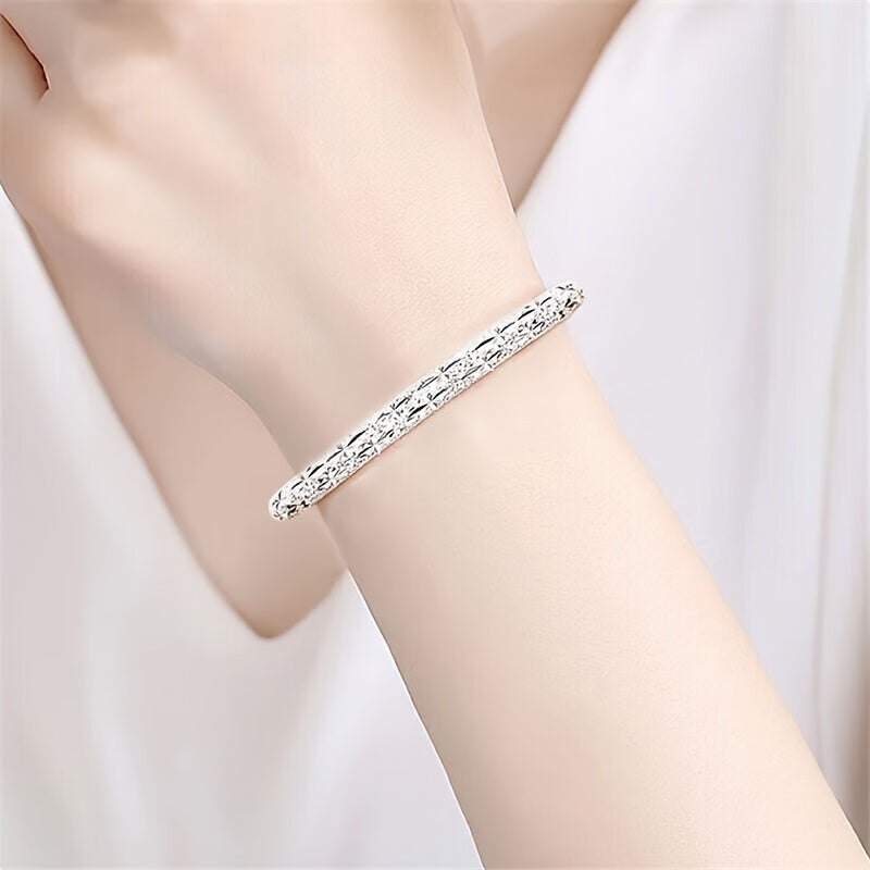 Sterling Silver Open Sky Full of Stars Bracelet, Unisex Design for Fashionable Versatility. Perfect for Women's Everyday Wear, Birthday, Anniversary, Party, Valentine's Day, or Christmas Gifts.