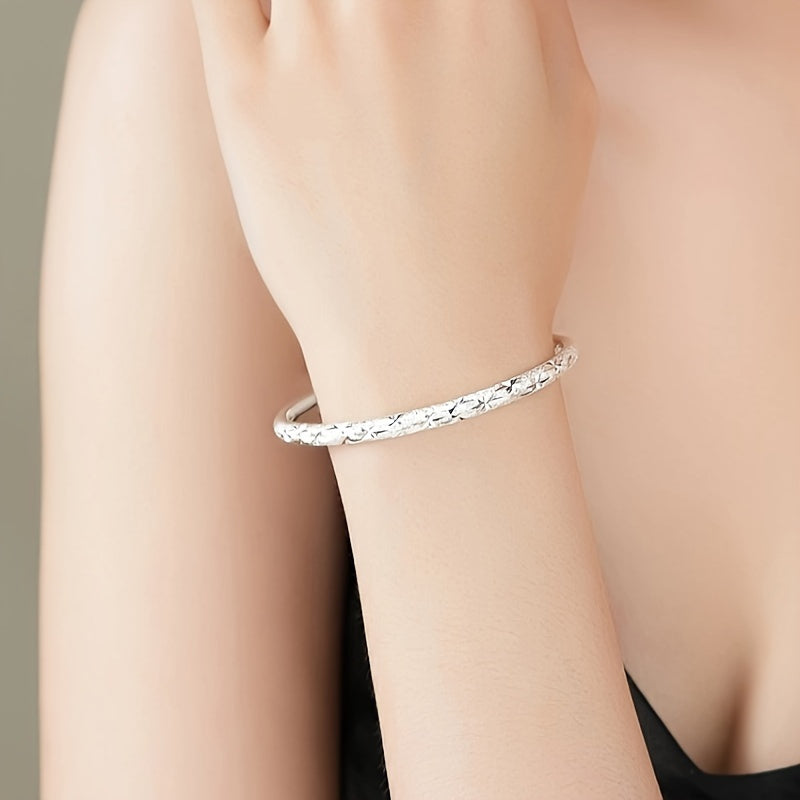 Sterling Silver Open Sky Full of Stars Bracelet, Unisex Design for Fashionable Versatility. Perfect for Women's Everyday Wear, Birthday, Anniversary, Party, Valentine's Day, or Christmas Gifts.