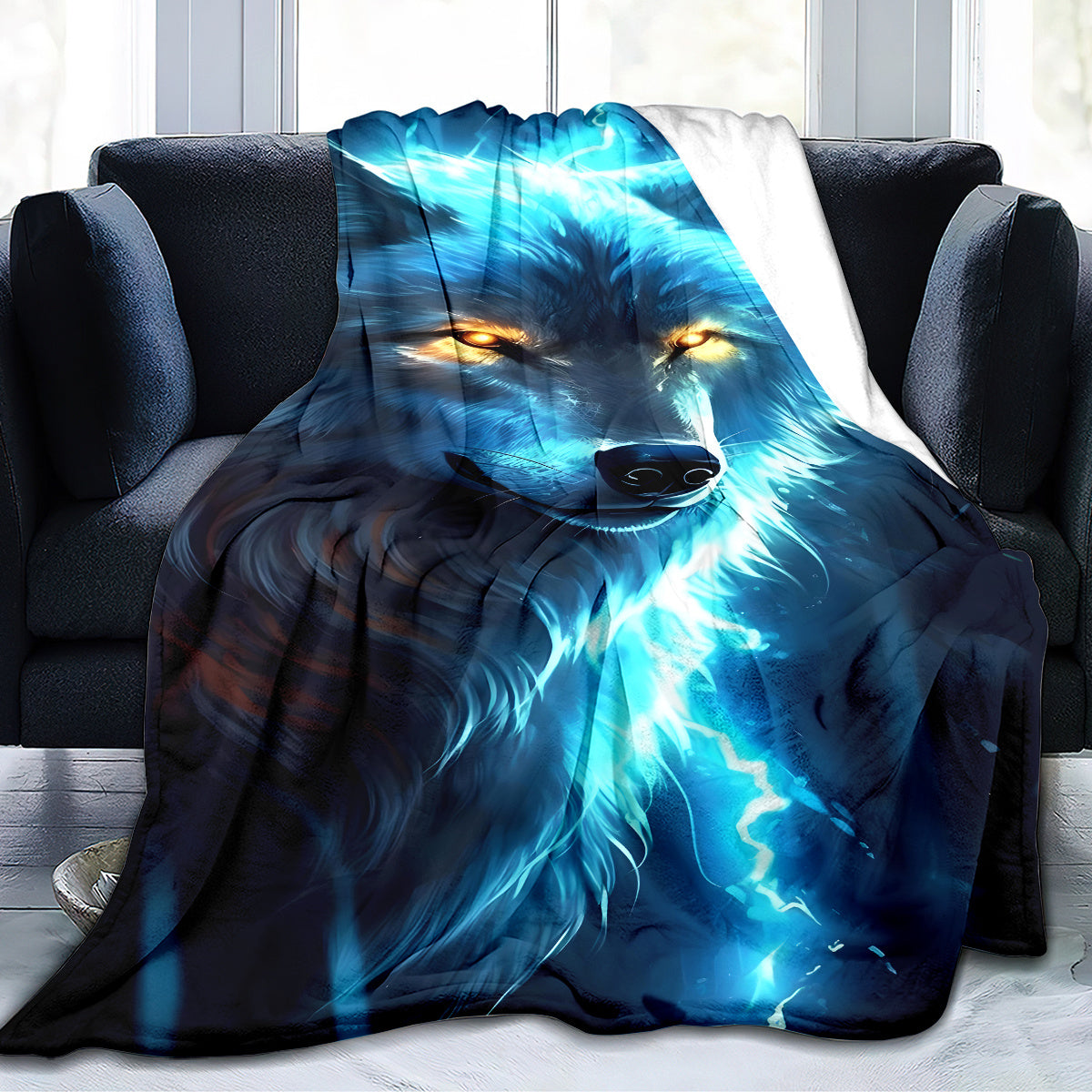 Soft and warm, this Electric Wolf Print Lightweight Flannel Blanket measures 127.0x152.4 cm and is perfect for all seasons. Featuring a stylish Bohemian digital print, this polyester blanket is allergen-free and quilted for extra comfort. Hand wash only