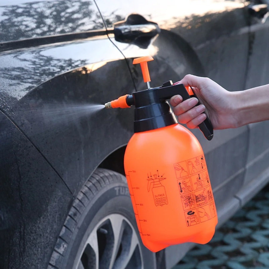 Durable high-pressure manual sprayer ideal for car cleaning, garden watering, plant care, and sterilization. Made of ABS plastic with a copper nozzle and adjustable mist flow. Available in