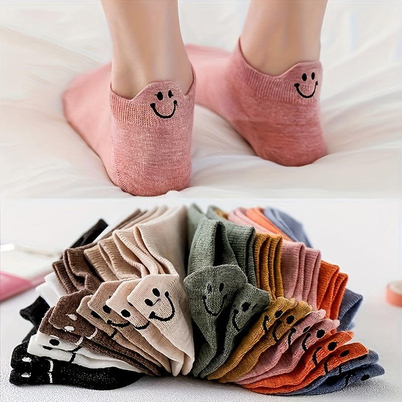 10 pairs of cute, breathable low-top short socks for women, perfect for spring and autumn, ideal for school and shopping.