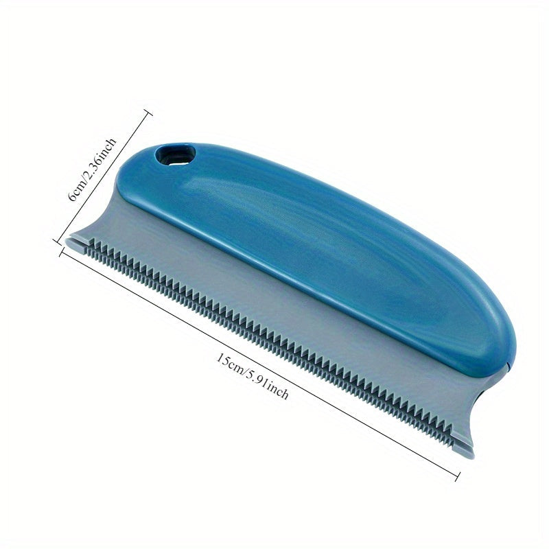 PetPro's Rubber Bristle Pet Grooming Brush is a versatile tool for efficiently cleaning fur and shaving wool for cats and dogs. Suitable for use in both the living room and bedroom.