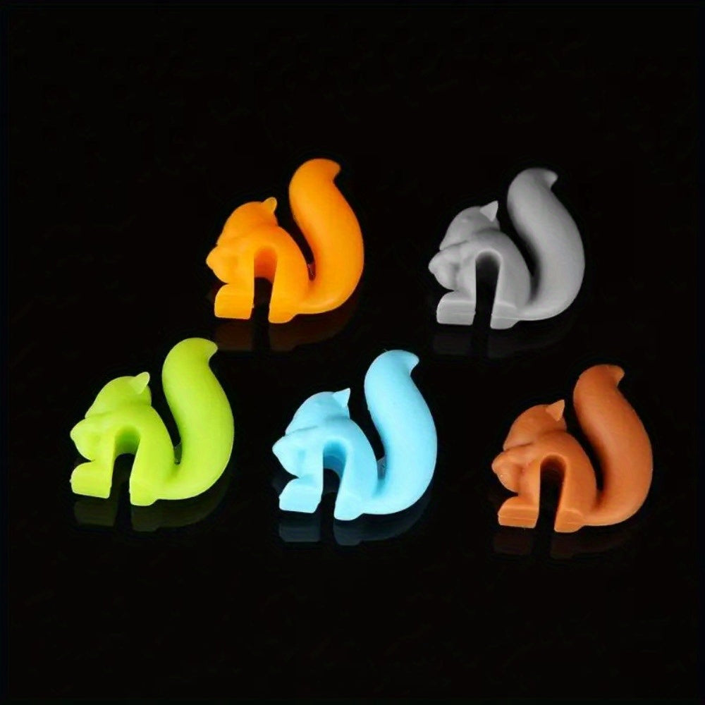 Gift Set of 5 Silicone Squirrel Shaped Tea Bag Holders - Fun Tea Accessories for Cup Decor, Tea Bag Clips for easy Identification - Perfect Teaware Gift