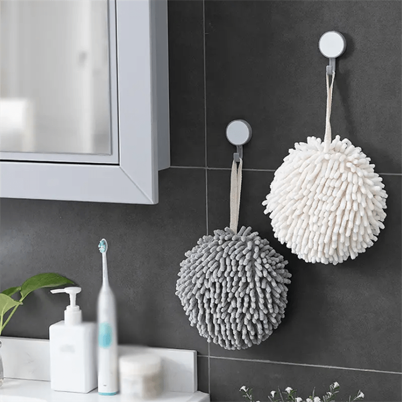 Large Nordic style chenille hanging hand drying ball with quick-dry absorbent properties. Perfect for use as a bathroom towel or cute kitchen cloth, made from high-quality fabric material.