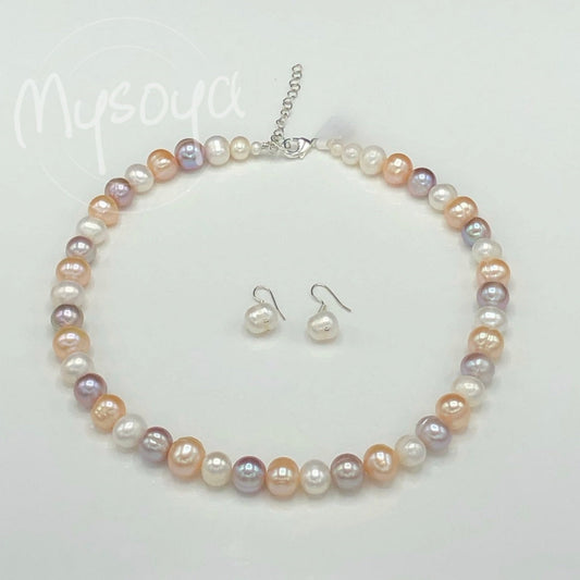 Handcrafted with natural freshwater pearls, the MYSOYA Multi-Color Necklace features 8-9mm pearls in an elegant vintage design. A gift box is included, making it the perfect present for Christmas, birthdays, anniversaries, or Thanksgiving celebrations.