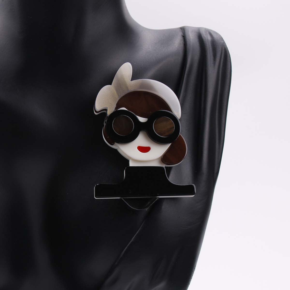 Cartoon-Inspired Chic Acrylic Girl Brooch - Luxe Punk Style with Rhinestone & Enamel Finish. Unique Winter Fashion Accessory in Irregular Shape, Cartoon Theme design. Perfect for Punk and Luxury Styles.