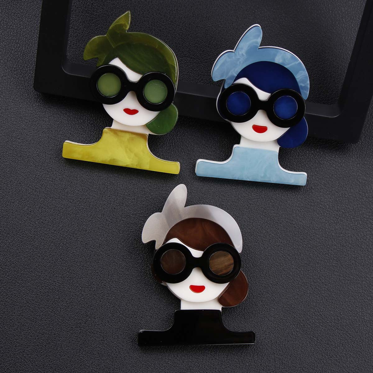 Cartoon-Inspired Chic Acrylic Girl Brooch - Luxe Punk Style with Rhinestone & Enamel Finish. Unique Winter Fashion Accessory in Irregular Shape, Cartoon Theme design. Perfect for Punk and Luxury Styles.