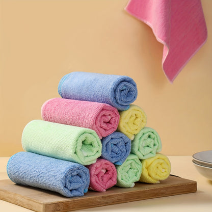 5 to 10 pieces of Kitchen Wipes, these Reusable Cleaning Cloths are Oil-Free and versatile. Use them as Dish Cloths or Multi-Purpose Cleaning Towels for various household chores. They are durable and absorbent, making it easy to remove stains and grease.