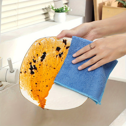 5 to 10 pieces of Kitchen Wipes, these Reusable Cleaning Cloths are Oil-Free and versatile. Use them as Dish Cloths or Multi-Purpose Cleaning Towels for various household chores. They are durable and absorbent, making it easy to remove stains and grease.