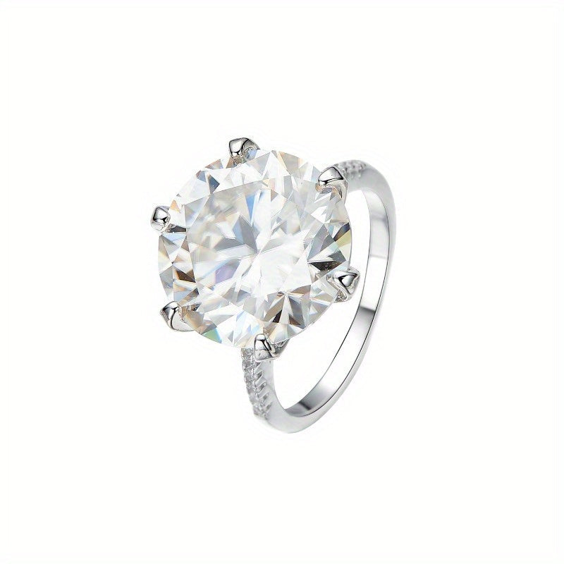 Vintage Elegant Eternals Earth Moissanite Engagement Ring with 5/10 Carat, 1pc, crafted in 18K Golden Plated 925 Silver. This luxury shiny jewelry is perfect for Wedding, Party, Banquet, Birthday, Anniversary, or as a Valentine's Day Gift.