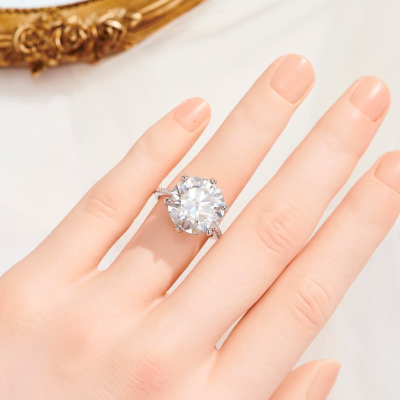 Vintage Elegant Eternals Earth Moissanite Engagement Ring with 5/10 Carat, 1pc, crafted in 18K Golden Plated 925 Silver. This luxury shiny jewelry is perfect for Wedding, Party, Banquet, Birthday, Anniversary, or as a Valentine's Day Gift.