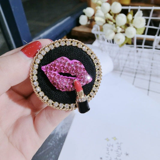 Vintage Baroque Red Lips & Lipstick Brooch - Geometric Ring Design with Rhinestone Accents, Perfect for Autumn and Winter Fashion