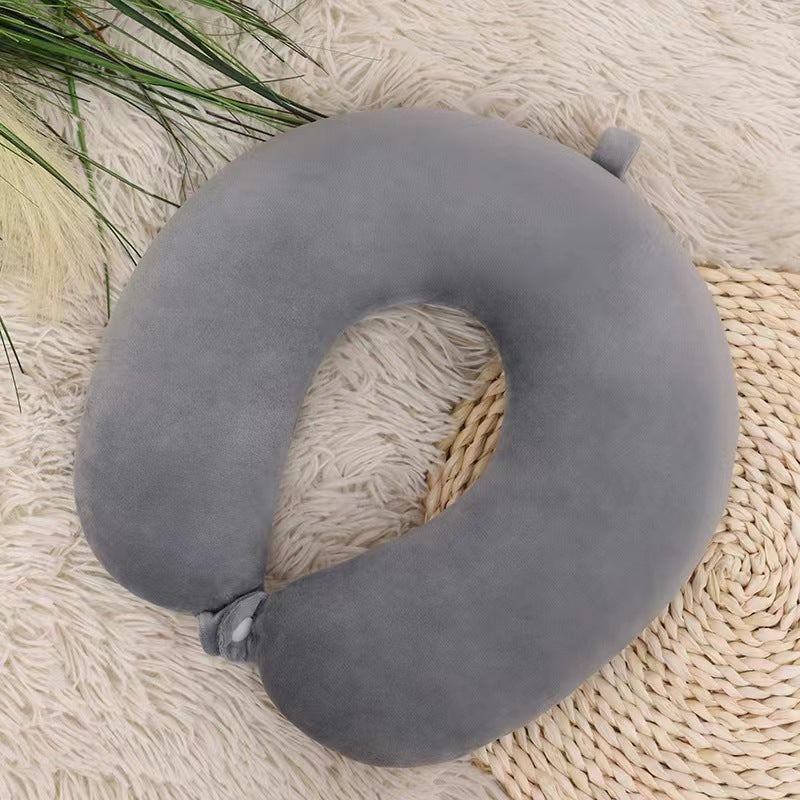 One U-shaped Travel Neck Pillow, suitable for adults, perfect for napping, sleeping, or resting while traveling. Can be used in cars, airplanes, offices, or while camping. Perfect for students as well.