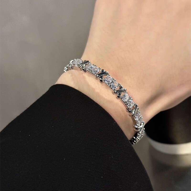 Luxurious and elegant, this Moissanite Twist Cuff Bracelet is crafted from adjustable S925 silver, making it the perfect eternal engagement or wedding bangle for women. This unisex jewelry piece is a beautiful gift for ladies, men, girls, and boys