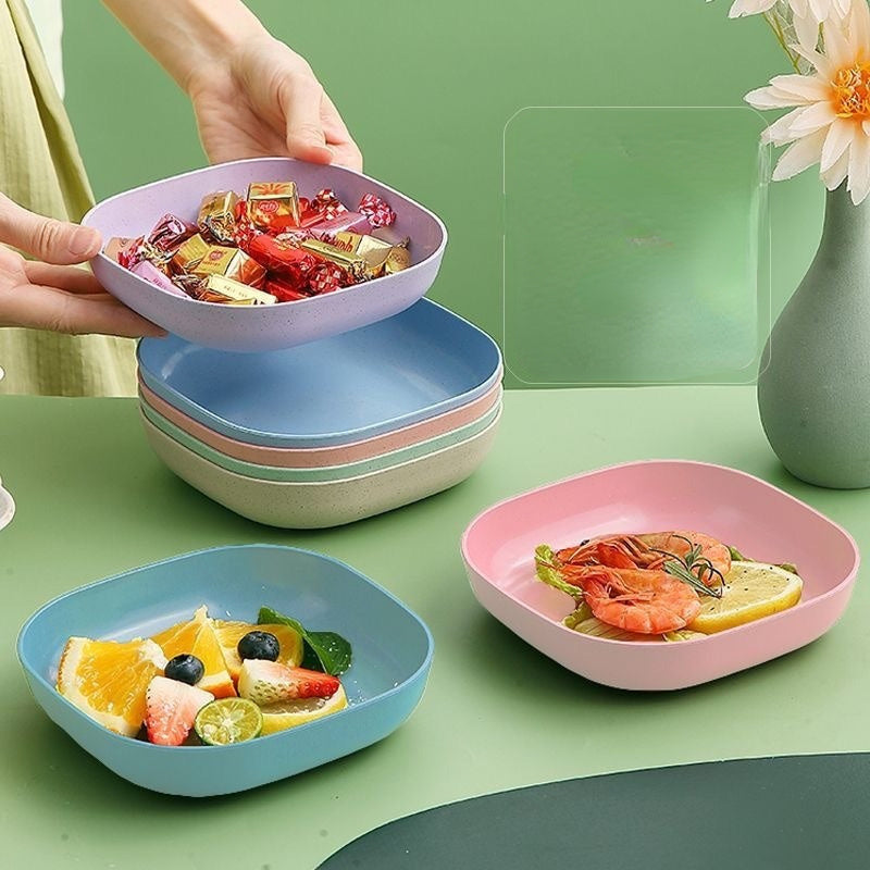 Square plastic dinner plate set, ideal for snacks and breakfast, made of food-safe material, available in 1/5/10pcs, perfect for any occasion.