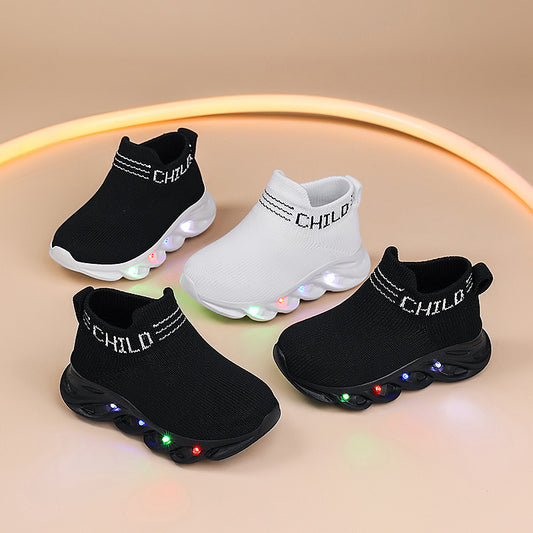 Meet the newest LED sneakers for kids: slip-resistant with a cute brown geometric pattern and adorable cartoon designs, perfect for toddlers and infants for everyday wear and casual events.