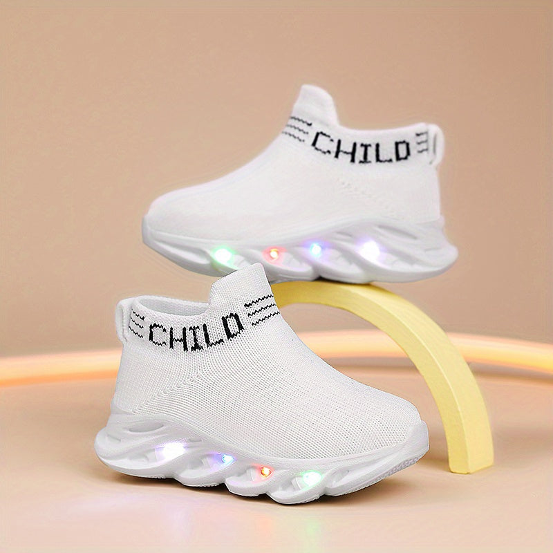 Meet the newest LED sneakers for kids: slip-resistant with a cute brown geometric pattern and adorable cartoon designs, perfect for toddlers and infants for everyday wear and casual events.