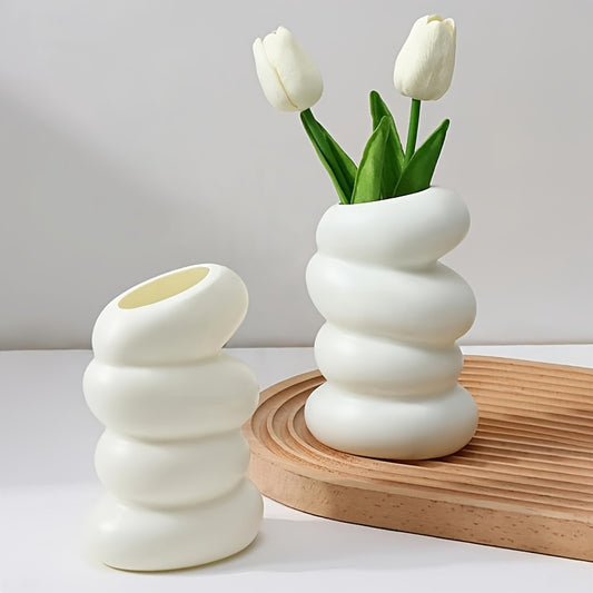 Chic spiral white vase inspired by Nordic design, ideal for home decor in living room and bedroom.