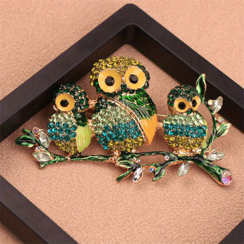 Exclusive Rhinestone Owl Brooch Pin, Sophisticated Owl Pin Perfect for Women, Quirky and Stylish Addition for Outfits, Purses, Ideal Christmas Present