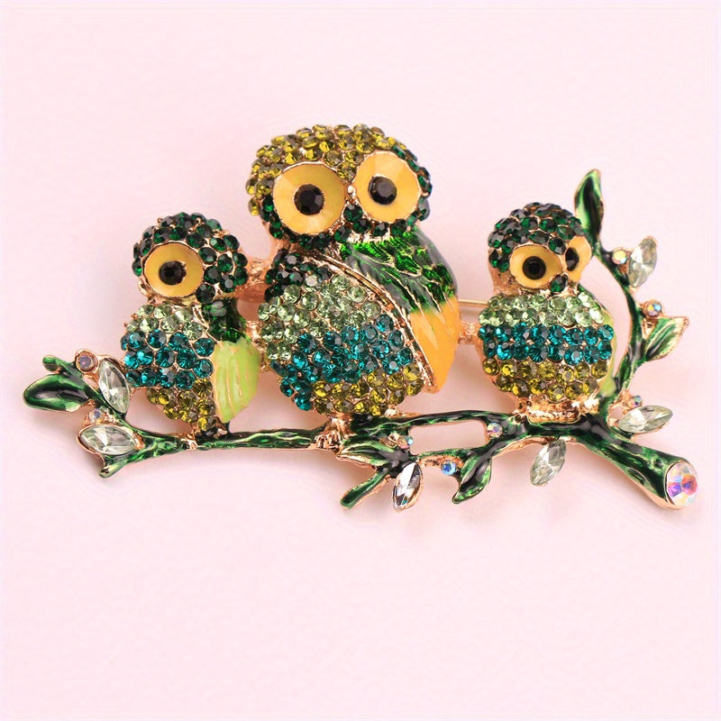 Exclusive Rhinestone Owl Brooch Pin, Sophisticated Owl Pin Perfect for Women, Quirky and Stylish Addition for Outfits, Purses, Ideal Christmas Present